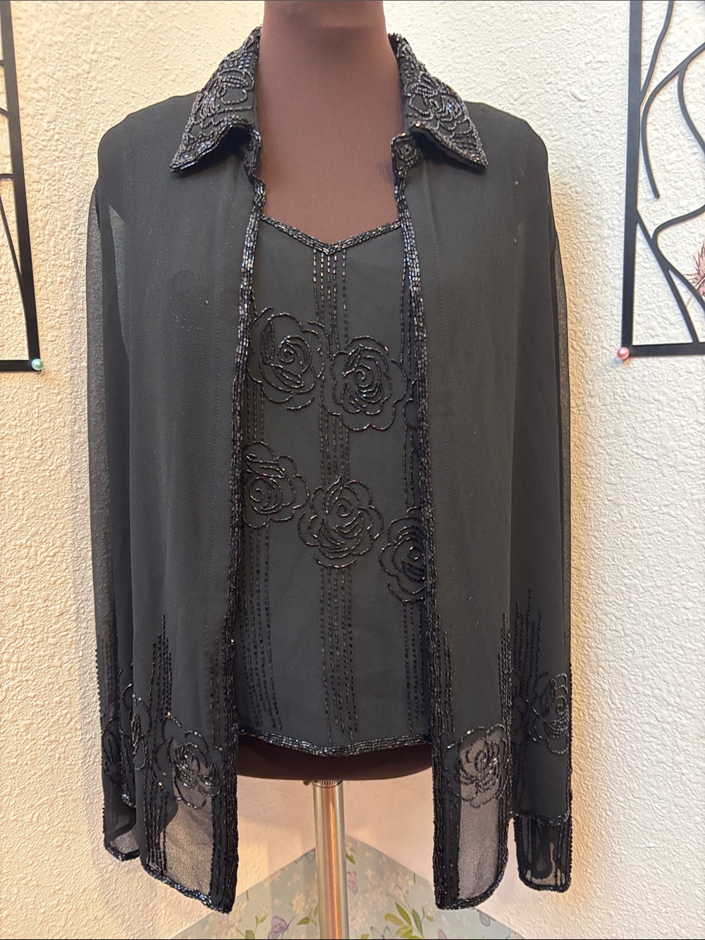 Vintage Dressbarn Collection Beaded Black Two-Piece Top & Jacket. Size XL.